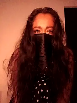 Snapshot of Milove86 chatting on 02-15-26, 05:41 Milove86 online show from 02-15-26, 05:41