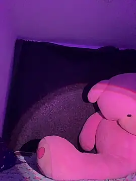 Snapshot of Visael_Xavier chatting on 02-08-26, 03:48 Visael Xavier online show from 02-08-26, 03:48