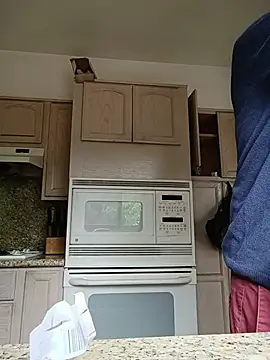 Datjcjcguy online show from 04-21-26, 06:14