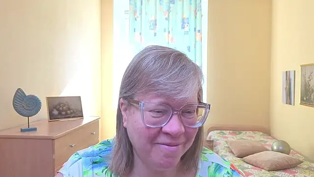 Emma Eclipsee online show from 03-07-26, 10:21