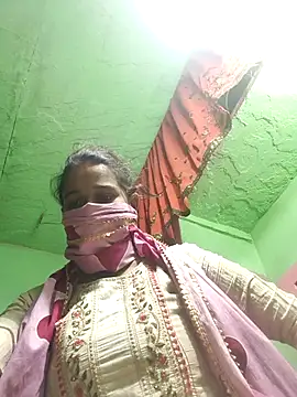 Snapshot of Vinita_cuty chatting on 05-26-26, 11:36 Vinita cuty online show from 05-26-26, 11:36