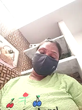 Tamil Hot Nisha online show from 02-18-26, 06:22