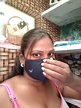 Tamil Hot Nisha online show from 02-17-26, 06:11