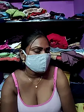 Tamil Hot Nisha online show from 04-04-26, 04:35