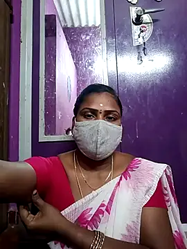 Tamil Hot Nisha online show from 04-13-26, 04:33