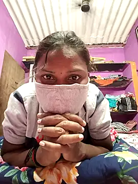 Tamil Hot Nisha online show from 03-15-26, 04:19