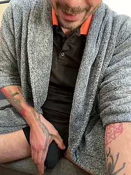 Piratee666 online show from 04-24-26, 06:48