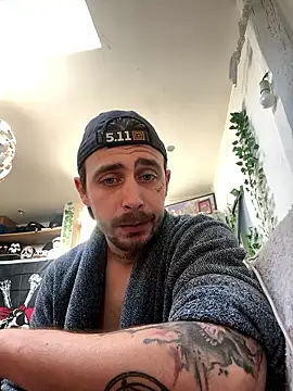 Piratee666 online show from 03-09-26, 07:56