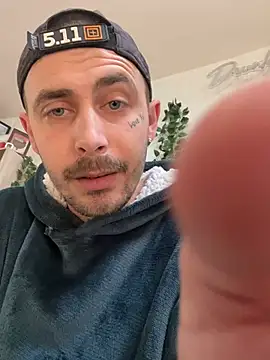 Piratee666 online show from 04-14-26, 07:24