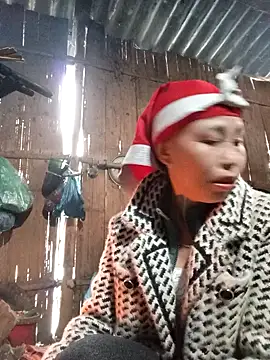 Snapshot of lena-cute chatting on 02-03-26, 01:16 lena-cute online show from 02-03-26, 01:16