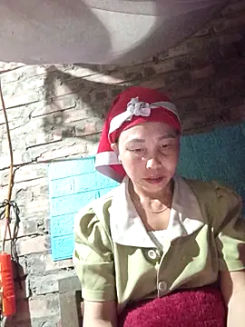 Snapshot of lena-cute chatting on 02-15-26, 10:30 lena-cute online show from 02-15-26, 10:30