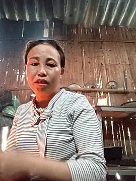 Snapshot of lena-cute chatting on 02-08-26, 12:41 lena-cute online show from 02-08-26, 12:41