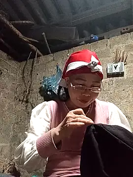 Snapshot of lena-cute chatting on 02-26-26, 12:38 lena-cute online show from 02-26-26, 12:38