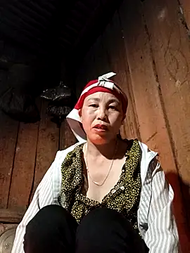 Snapshot of lena-cute chatting on 02-03-26, 11:10 lena-cute online show from 02-03-26, 11:10