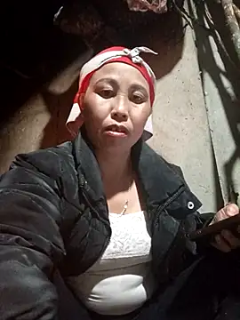 Snapshot of lena-cute chatting on 02-21-26, 12:18 lena-cute online show from 02-21-26, 12:18