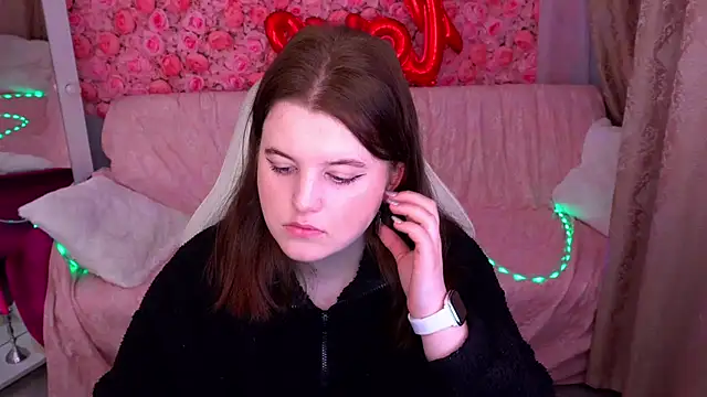 KristiFoxy online show from 02-25-26, 06:24