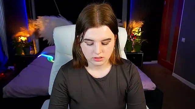 KristiFoxy online show from 05-27-26, 12:45
