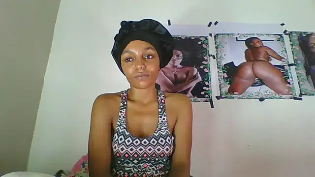 Snapshot of Silk_Couple chatting on 02-26-26, 11:38 Silk Couple online show from 02-26-26, 11:38