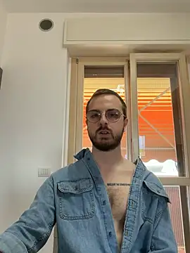 ItalianAlex online show from 06-15-26, 09:42