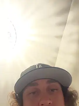 Snapshot of xxlivecouple chatting on 02-18-26, 04:32 xxlivecouple online show from 02-18-26, 04:32