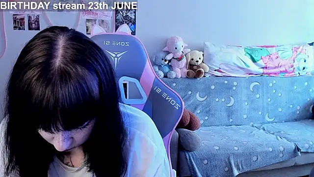 MollysLand online show from 06-17-26, 09:08