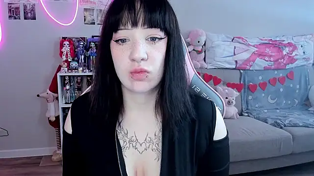 MollysLand online show from 03-08-26, 08:17