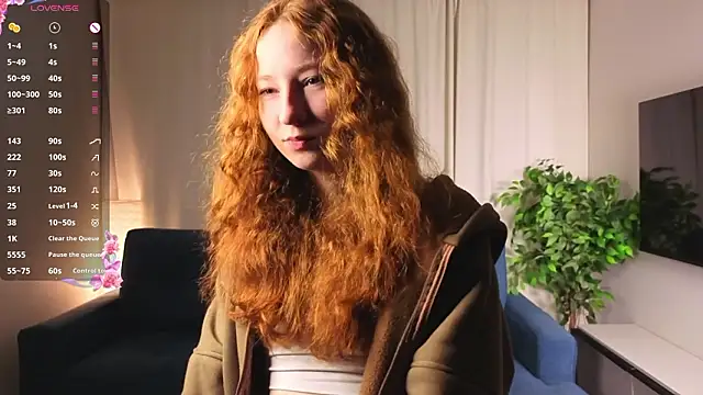 Snapshot of MaraButtrey chatting on 02-11-26, 01:05 MaraButtrey online show from 02-11-26, 01:05