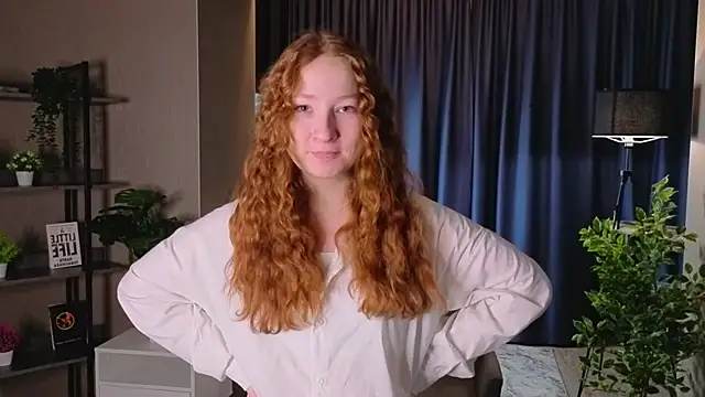 Snapshot of MaraButtrey chatting on 02-06-26, 01:01 MaraButtrey online show from 02-06-26, 01:01