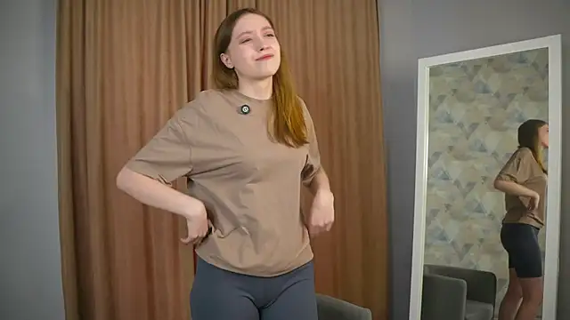 Snapshot of NenaWord chatting on 02-06-26, 03:46 NenaWord online show from 02-06-26, 03:46