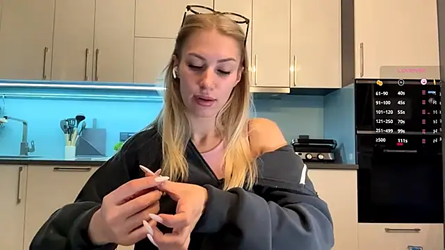 SoftnessMila online show from 03-19-26, 03:56