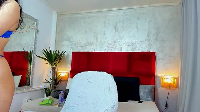 YasmineDelight online show from 03-30-26, 07:10