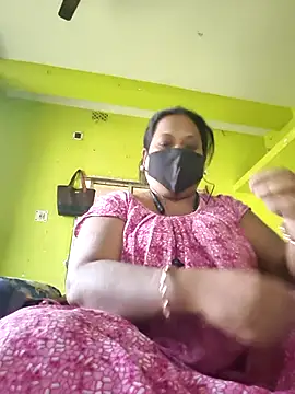 06Rozi online show from 02-18-26, 04:21