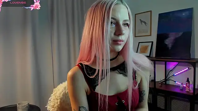 SimonaKaroly online show from 02-08-26, 08:01