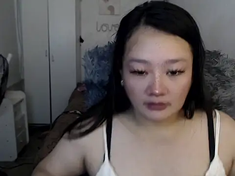 Snapshot of UrLovelyWetPussy chatting on 02-26-26, 06:02 UrLovelyWetPussy online show from 02-26-26, 06:02