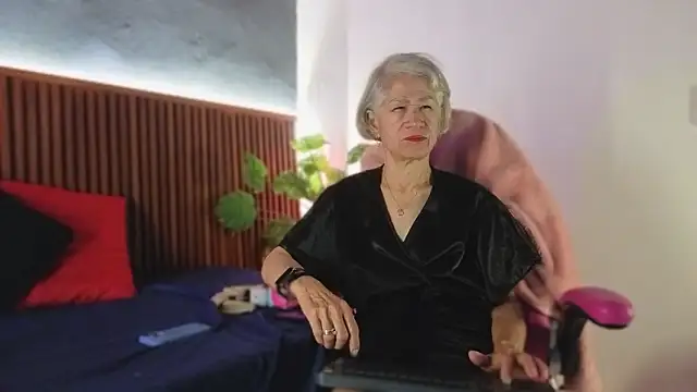 miss monserrate01 online show from 02-07-26, 12:57