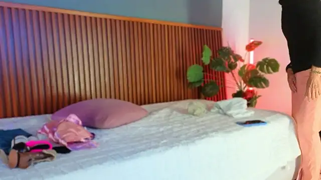 miss monserrate01 online show from 03-06-26, 01:50