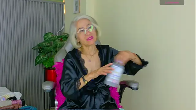 miss monserrate01 online show from 06-22-26, 01:52
