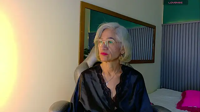 miss monserrate01 online show from 06-26-26, 01:28
