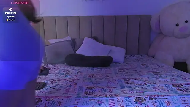 Snapshot of AmberRaiden chatting on 02-10-26, 03:49 AmberRaiden online show from 02-10-26, 03:49