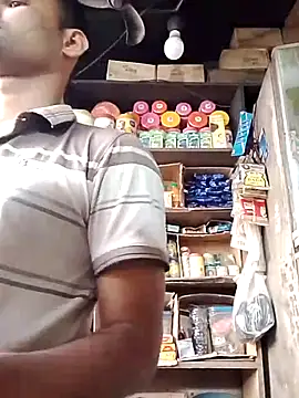 Snapshot of sos-boy chatting on 02-26-26, 09:20 sos-boy online show from 02-26-26, 09:20