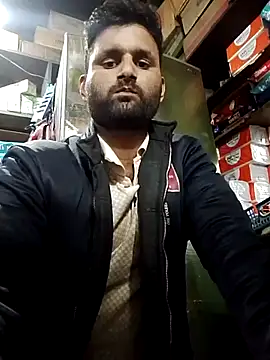 Snapshot of sos-boy chatting on 02-15-26, 01:21 sos-boy online show from 02-15-26, 01:21