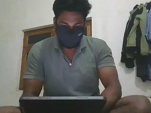 Snapshot of veeeer1239 chatting on 02-21-26, 04:31 veeeer1239 online show from 02-21-26, 04:31