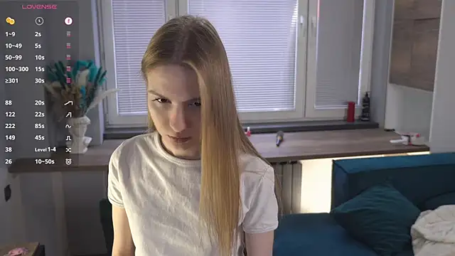 Snapshot of FranciscaGaring chatting on 02-11-26, 07:19 FranciscaGaring online show from 02-11-26, 07:19