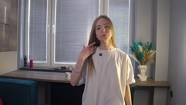 Snapshot of FranciscaGaring chatting on 02-07-26, 10:12 FranciscaGaring online show from 02-07-26, 10:12