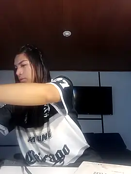 MeelFox online show from 02-24-26, 12:17