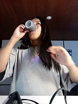 MeelFox online show from 02-06-26, 12:12