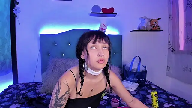 Gemma honey online show from 04-14-26, 01:49