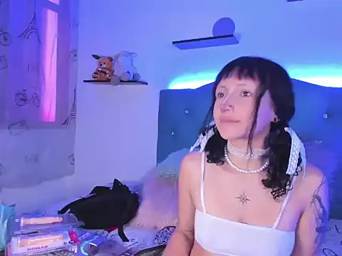 Gemma honey online show from 02-23-26, 01:44