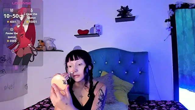 Gemma honey online show from 05-19-26, 01:40