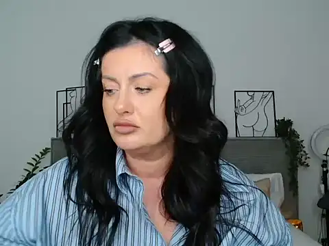 Jasmin0e online show from 03-26-26, 06:00